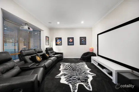 Property photo of 37 Oakridge Road Aberfoyle Park SA 5159