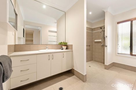 Property photo of 10 Pickering Place Upper Kedron QLD 4055