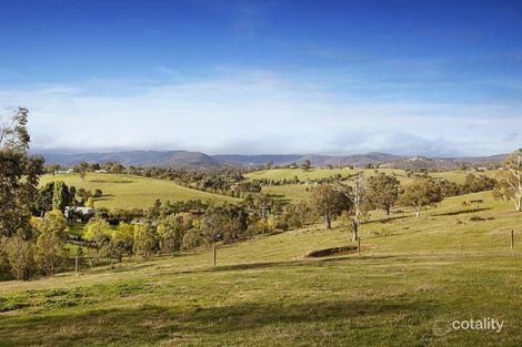 Property photo of 10 Lake View Road St Andrews VIC 3761