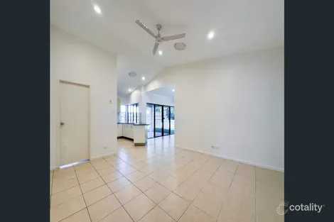 Property photo of 41 Brooksfield Drive Sarina Beach QLD 4737