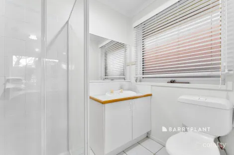 Property photo of 126 Bemersyde Drive Berwick VIC 3806