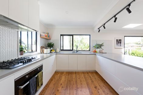 Property photo of 33 McIntosh Road Dee Why NSW 2099