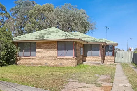 Property photo of 3 Sandhurst Crescent Bundoora VIC 3083