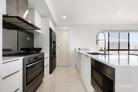 Property photo of 20 Tambor Crescent Pallara QLD 4110