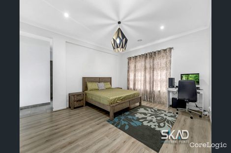 Property photo of 49 Grovedon Circuit Donnybrook VIC 3064