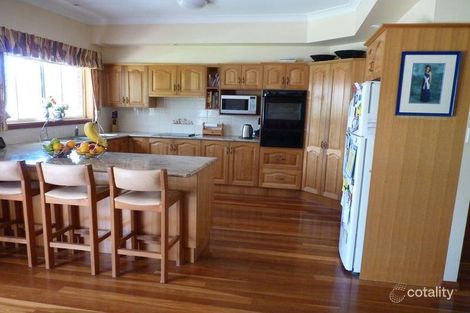Property photo of 4 Seawinds Parade Narrawallee NSW 2539
