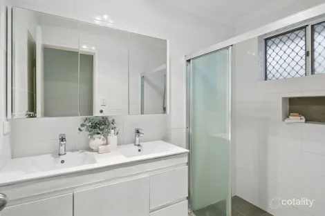 Property photo of 13 Macey Close Rivervale WA 6103