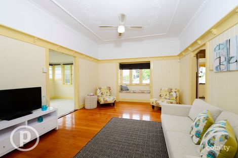 Property photo of 14A Greens Road Coorparoo QLD 4151