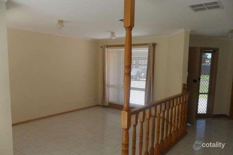 Property photo of 17 Eagle Terrace Taylors Lakes VIC 3038