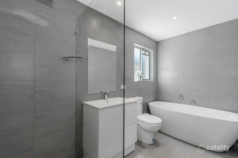 Property photo of 13 Jinker Way Nerang QLD 4211