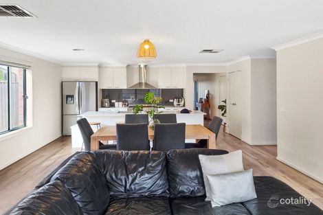 Property photo of 19 Compass Way Mount Duneed VIC 3217