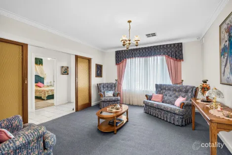 Property photo of 16 Anthony Road Para Vista SA 5093