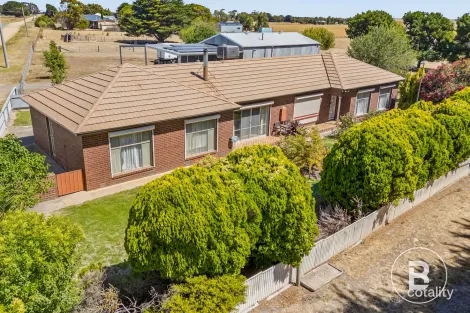 2179 Glenelg Hwy, Lake Bolac, VIC 3351