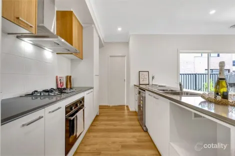 Property photo of 4 Clear Drive Tarneit VIC 3029