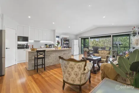 Property photo of 9 Plumeria Close Kenmore QLD 4069