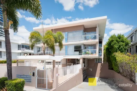 2/130 Marine Pde, Southport, QLD 4215