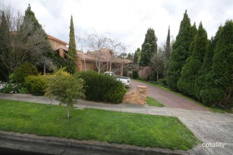 Property photo of 3 Grevillea Drive Croydon North VIC 3136