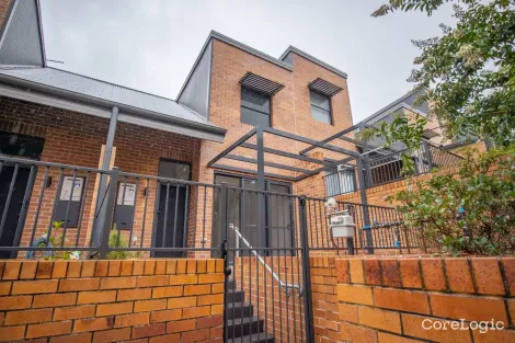 Property photo of 2/1 Avena Path Waratah West NSW 2298