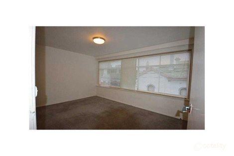Property photo of 4/18 Robe Street St Kilda VIC 3182