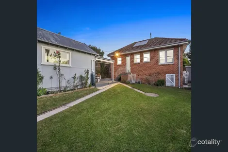 Property photo of 646 Warringah Road Forestville NSW 2087