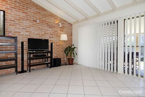 Property photo of 27 Banwell Crescent Carindale QLD 4152