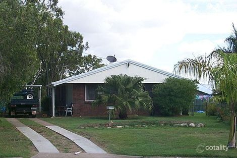 17 Pummell St, Norman Gardens, QLD 4701