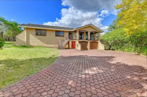 77 Johnston St, Bellbird Park, QLD 4300