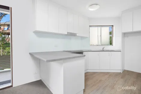 Property photo of 10/31 Boronia Street Dee Why NSW 2099