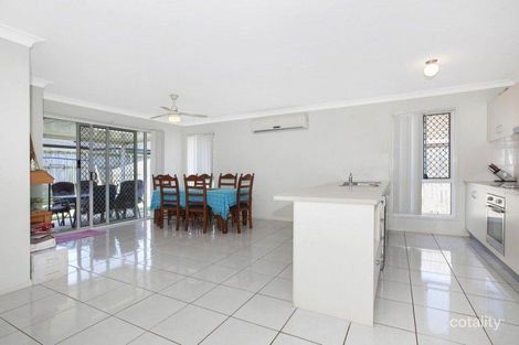 Property photo of 30 Hubner Drive Rothwell QLD 4022