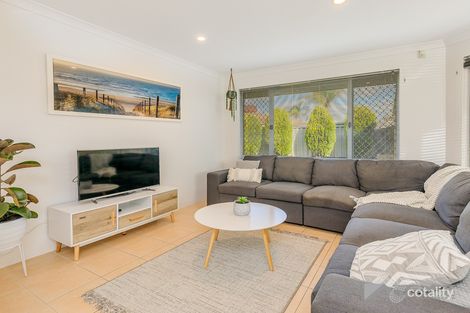 Property photo of 4 Madeline Close Huntingdale WA 6110