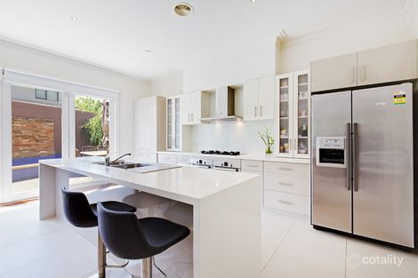 Property photo of 425 Belmore Road Mont Albert North VIC 3129