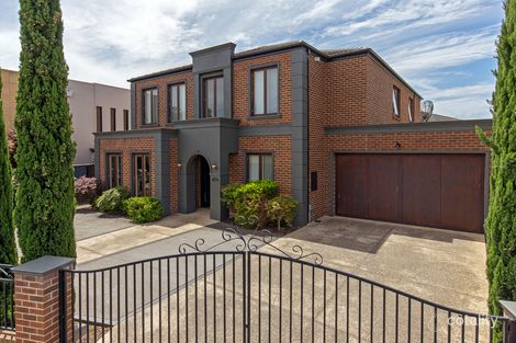 Property photo of 425 Belmore Road Mont Albert North VIC 3129