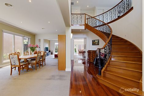 Property photo of 425 Belmore Road Mont Albert North VIC 3129