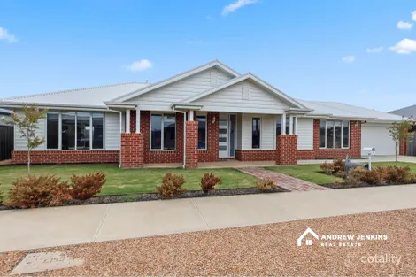 Property photo of 16 Rivertown Grove Cobram VIC 3644