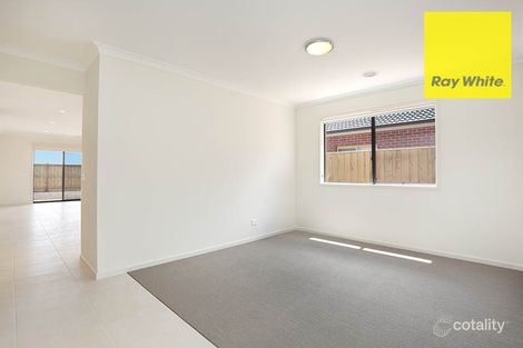 Property photo of 43 Bensonhurst Parade Point Cook VIC 3030