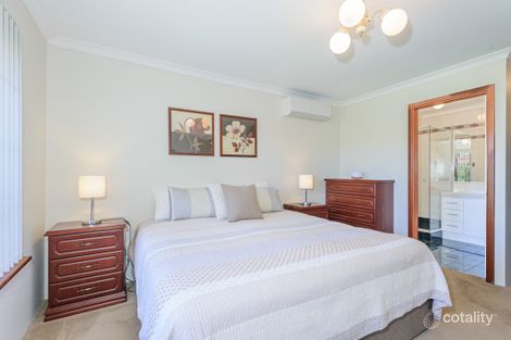 Property photo of 4 Feltbush Mews Canning Vale WA 6155