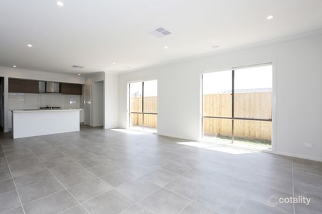 Property photo of 15 Erba Road Wyndham Vale VIC 3024
