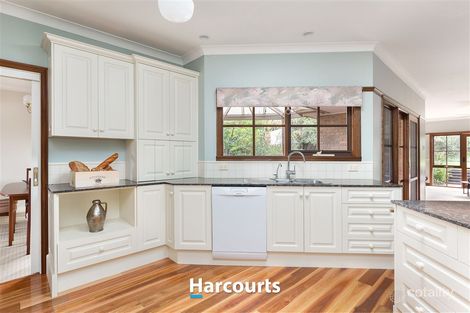 Property photo of 20 Rheanva Street Berwick VIC 3806