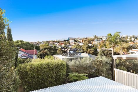 Property photo of 76 Gilgandra Road North Bondi NSW 2026