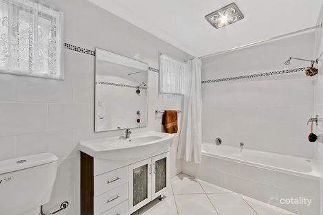 Property photo of 335 Lakedge Avenue Berkeley Vale NSW 2261