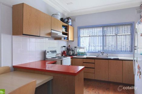 Property photo of 38 Woodford Avenue Warilla NSW 2528