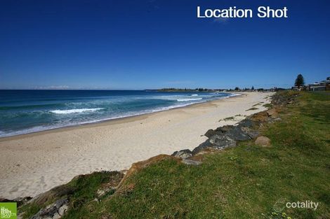 Property photo of 38 Woodford Avenue Warilla NSW 2528