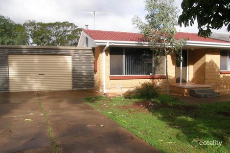 Property photo of 4 Beckington Street Elizabeth Downs SA 5113