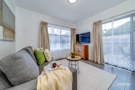 4/11 Mathieson Cres, Weetangera, ACT 2614