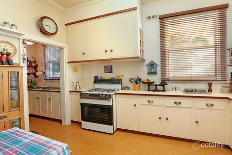 Property photo of 2 Cambridge Street Belmont VIC 3216