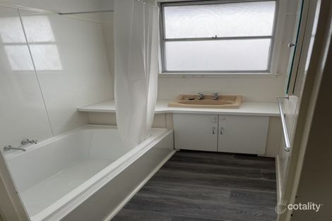 Property photo of 7 Dunbar Court Hamilton VIC 3300