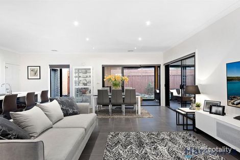 Property photo of 31 Flinders Park Drive Officer VIC 3809