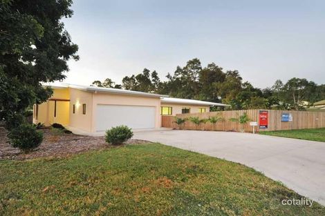 4 Hazelwood Cres, Cannonvale, QLD 4802