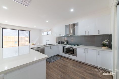 Property photo of 95 Lemonwood Drive Greenvale VIC 3059
