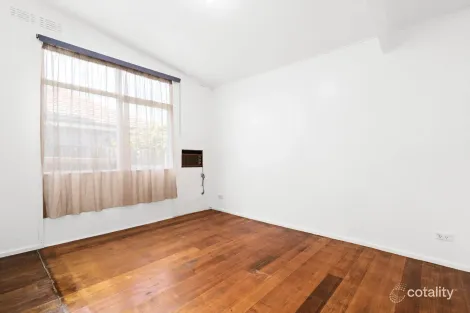 Property photo of 8 Bonham Crescent Oakleigh East VIC 3166